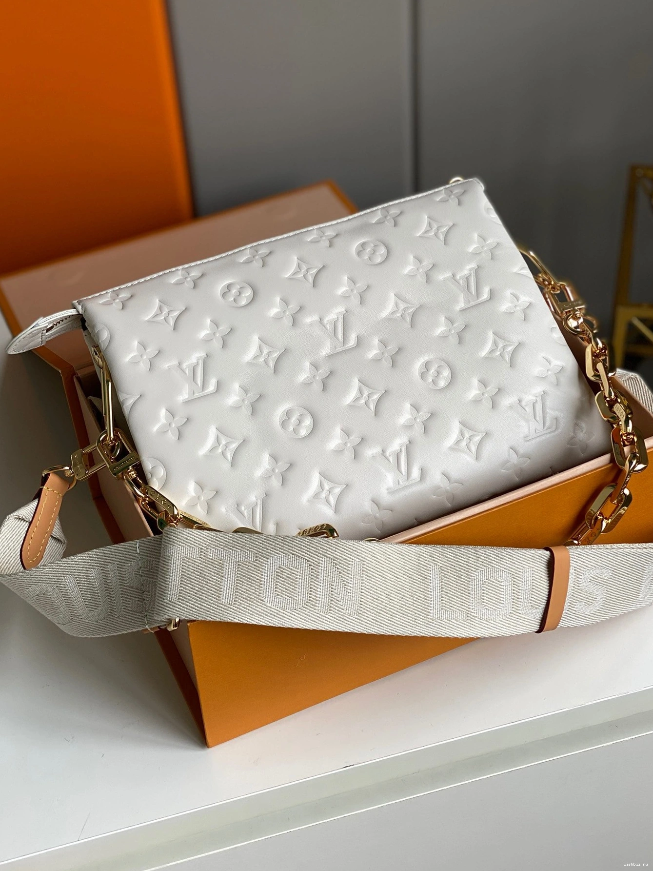 WIS COUSSIN PM LOUIS VUITTON 0307